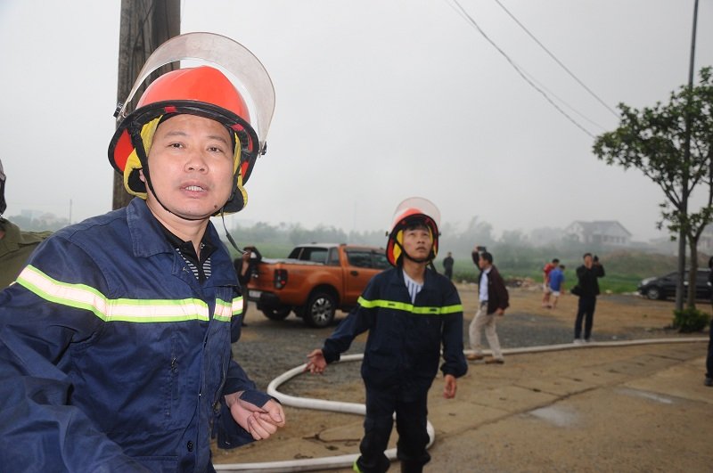 Cháy lớn quán karaoke tại Hà Tĩnh